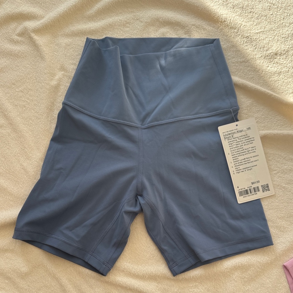 lululemon athletica Women's Blue Bike Shorts